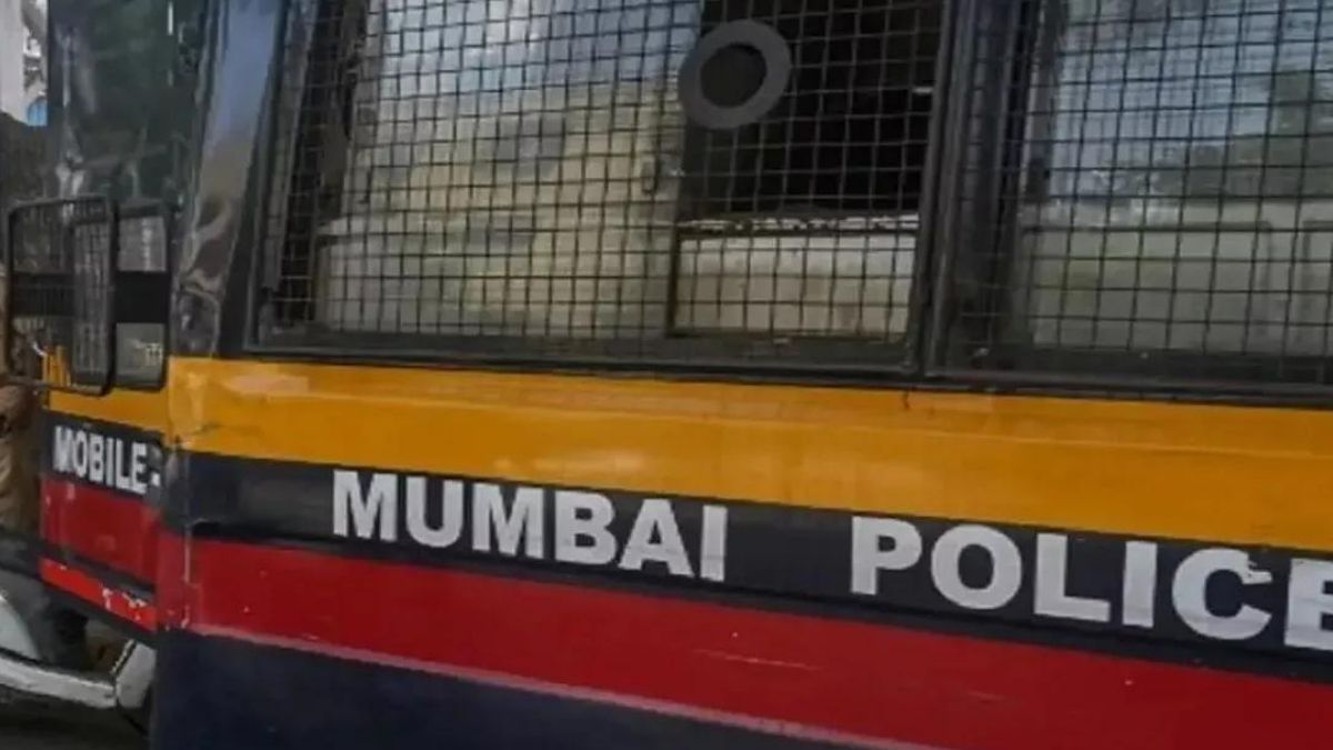 man-who-threatened-to-blow-up-mumbai-local-train-over-hoax-call-arrested-by-police